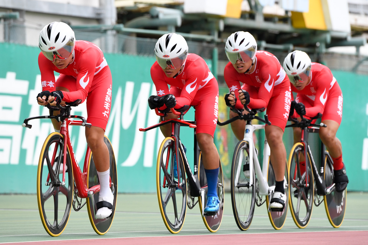 男子4kmチームパーシュート予選2位 九州学院高校(福永、徳永、並江、船津)4分23秒299