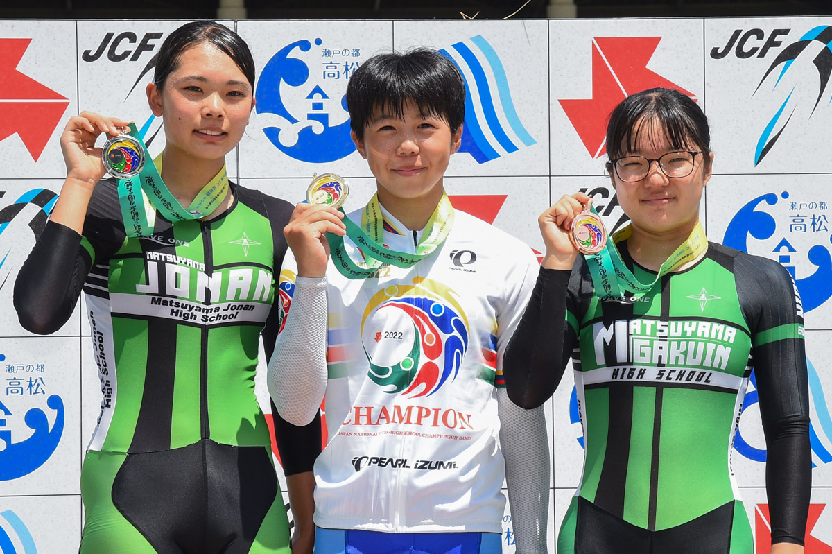 女子2km個人パーシュート 表彰式