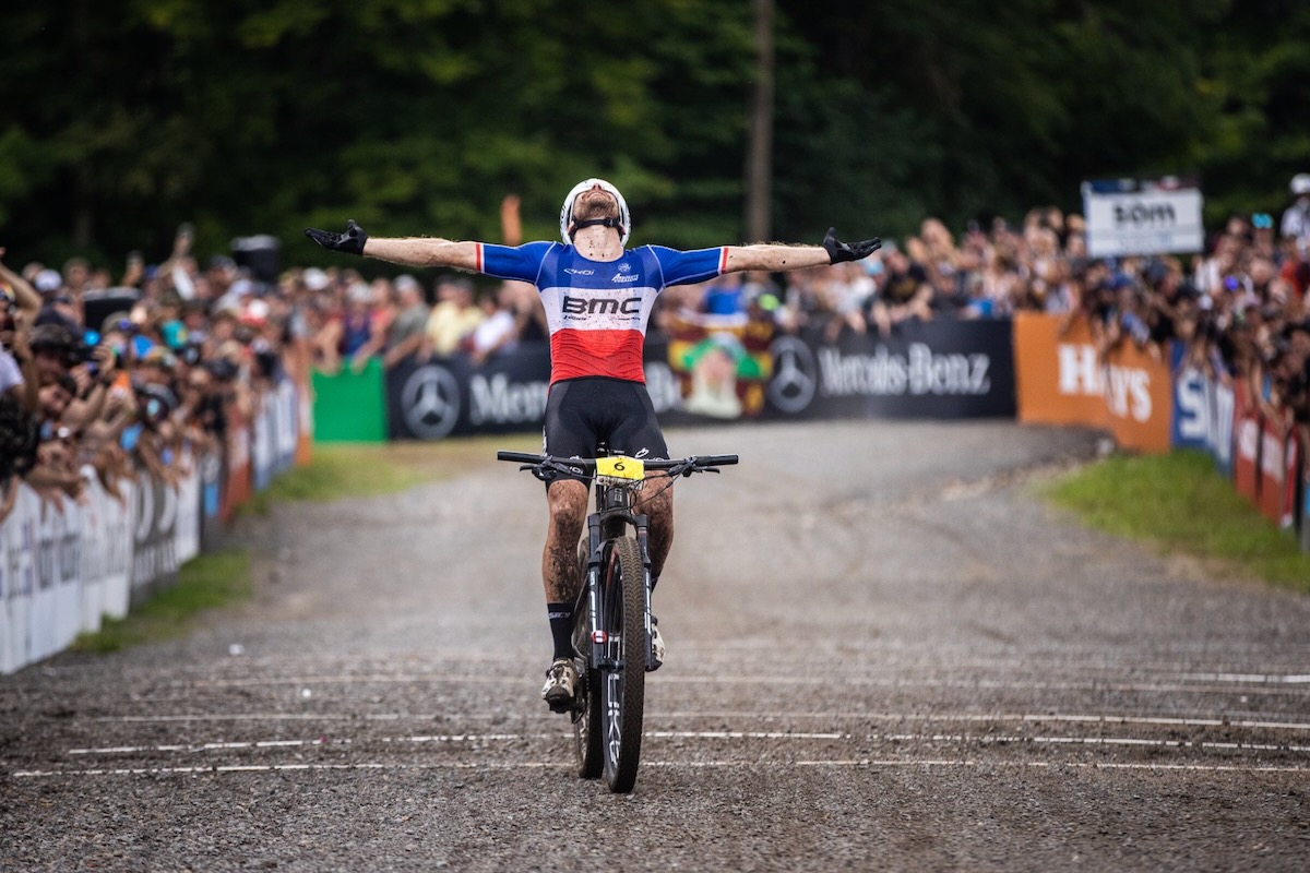 ワールドカップ初勝利を挙げたティトアン・カロ(フランス、BMC・MTBレーシングチーム)