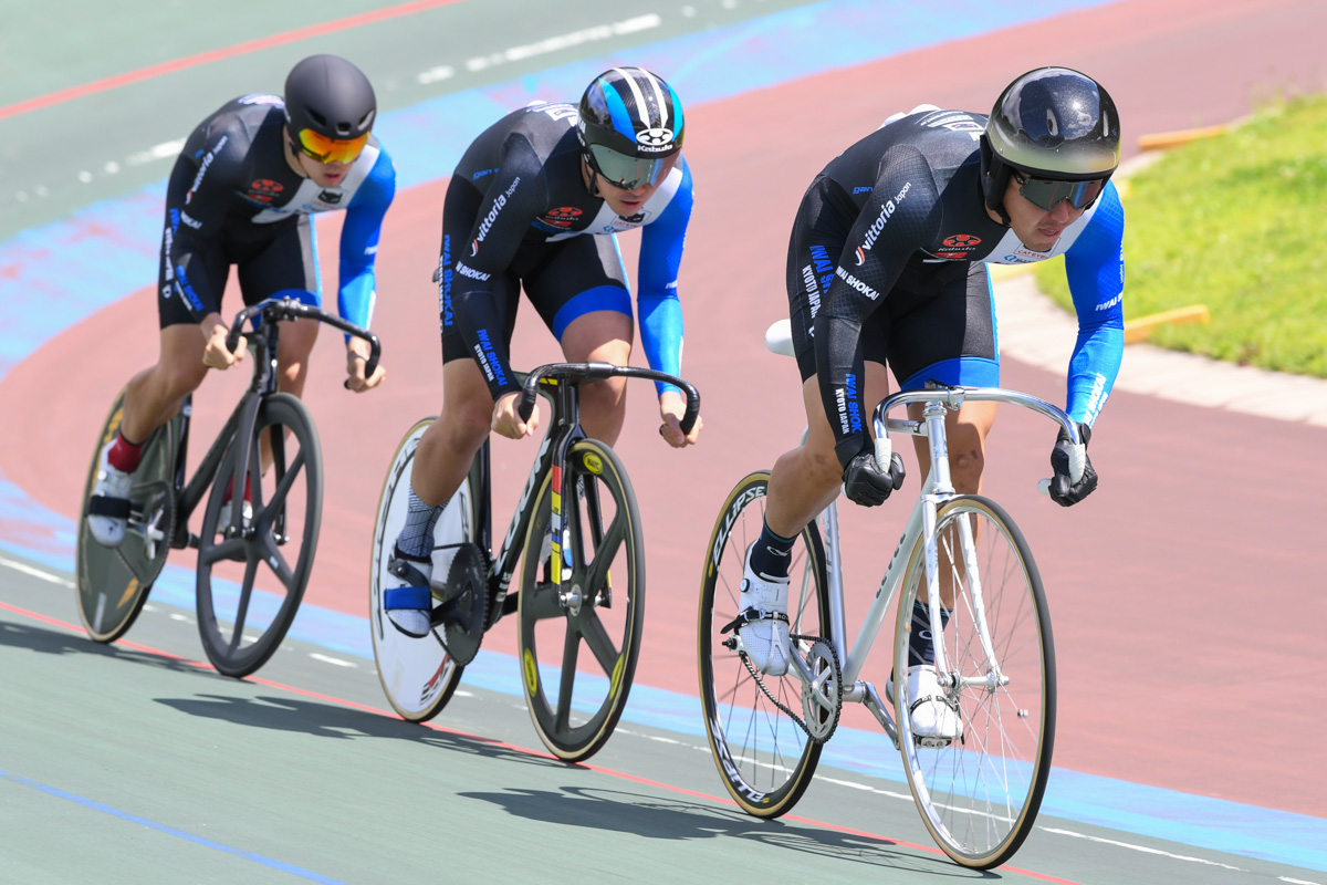 男子チームスプリント優勝　岩井商会レーシング（小谷、畑段、徳田）1分3秒561