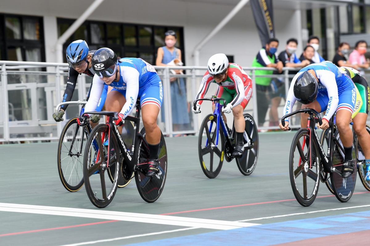 女子ケイリン決勝 吉田知子(岩井商会レーシング)が2位に食い込む
