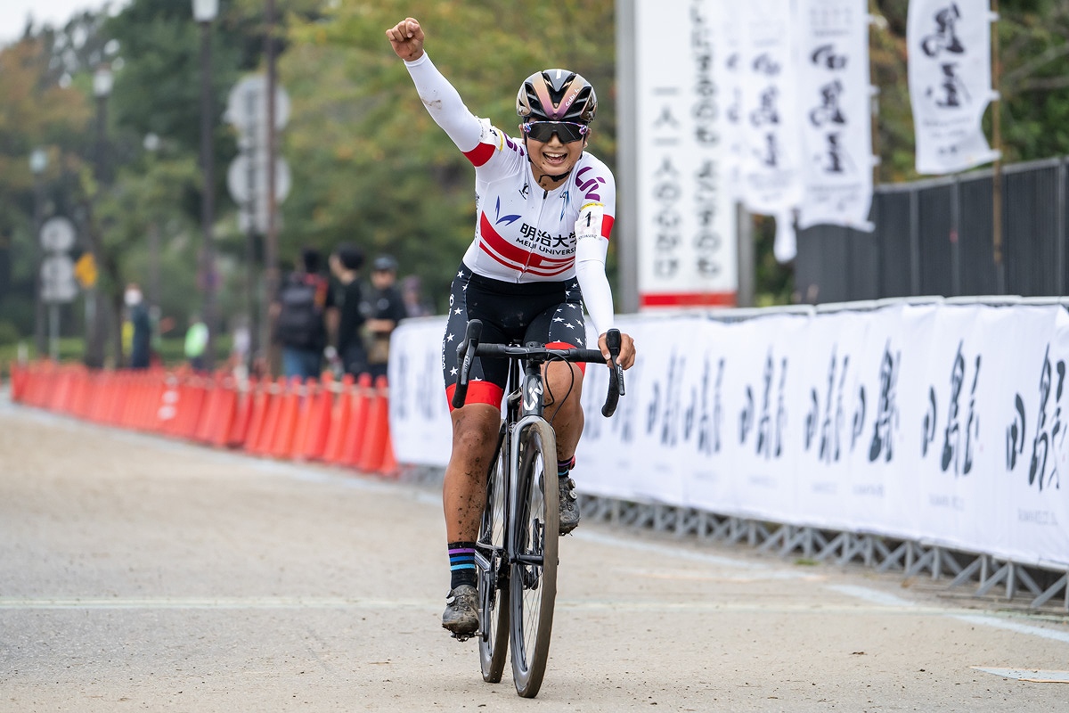 独走優勝を決めた渡部春雅（明治大学）