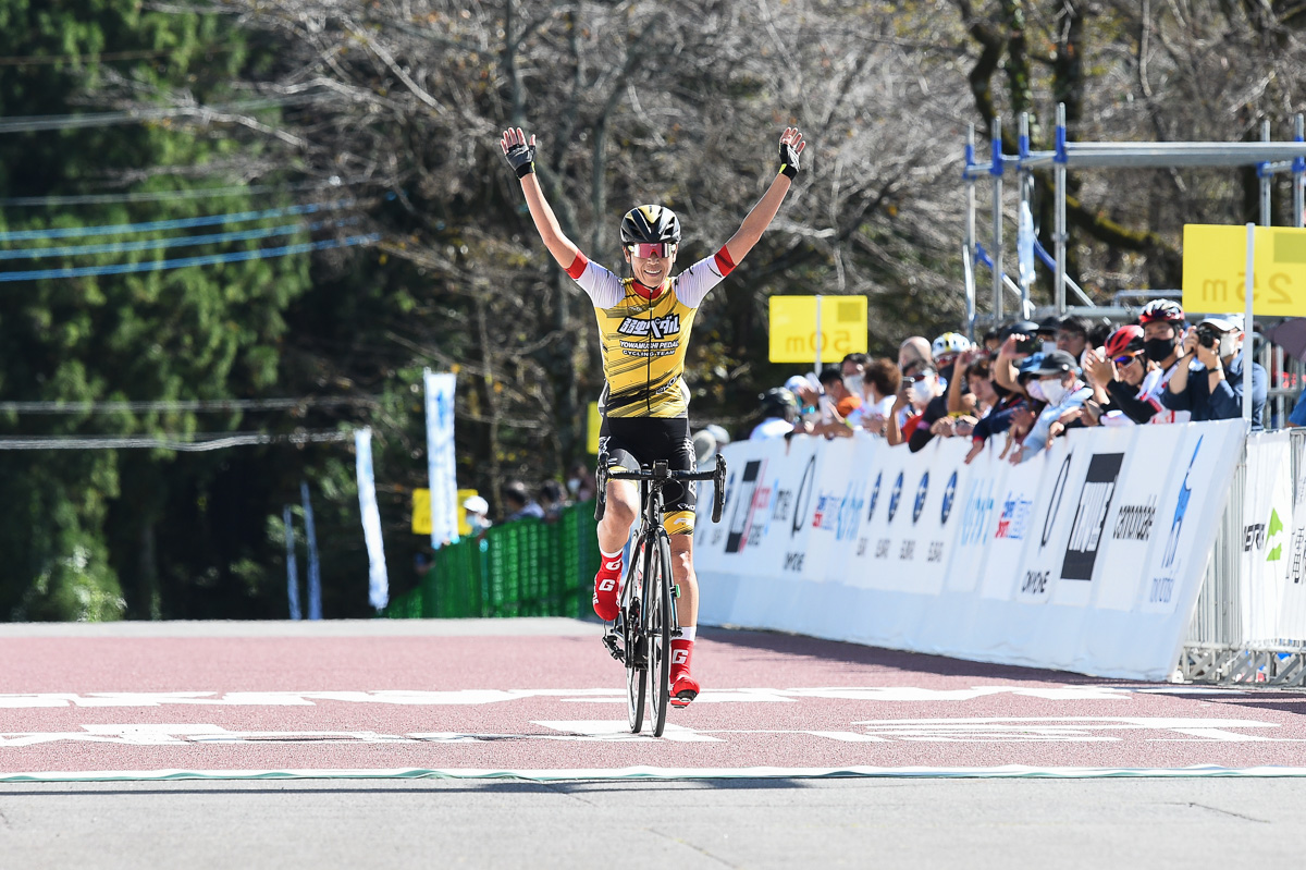 オープン女子 唐見実世子(弱虫ペダルサイクリングチーム)が優勝