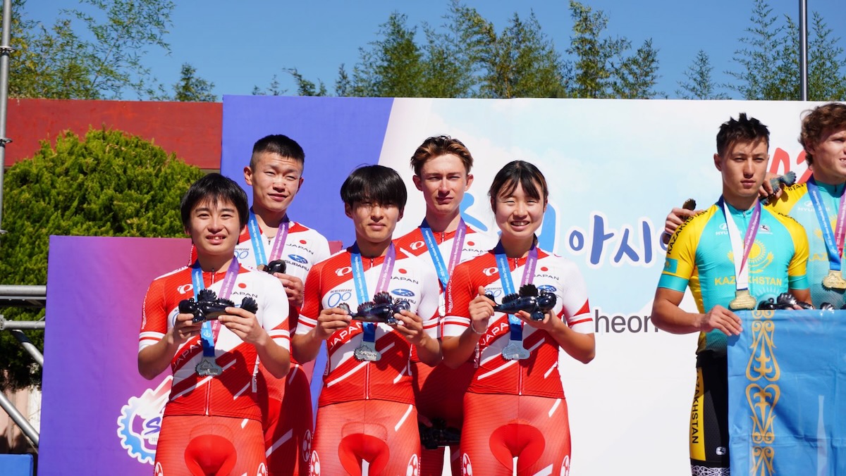 日本チームは初日のチームリレーで銀メダルを獲得