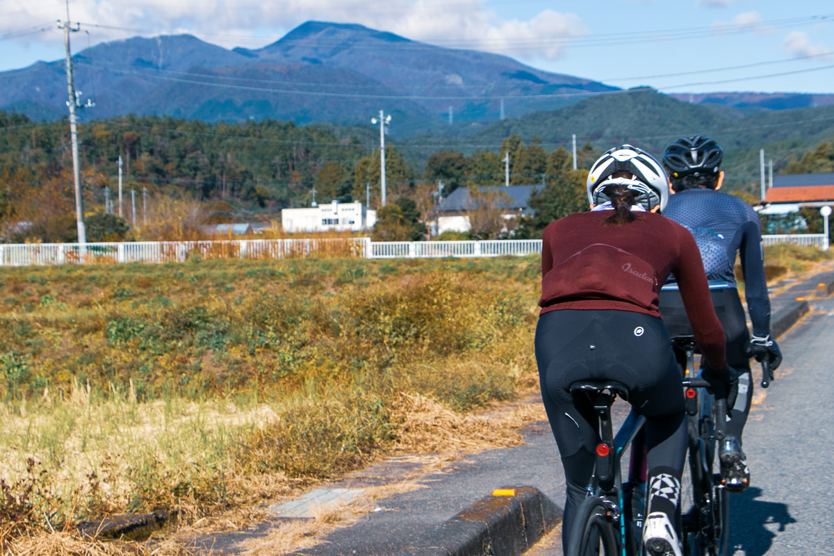 赤城山に向かうように走っていく