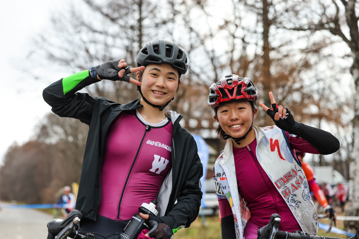 早稲田大学の石田唯と大蔵こころ