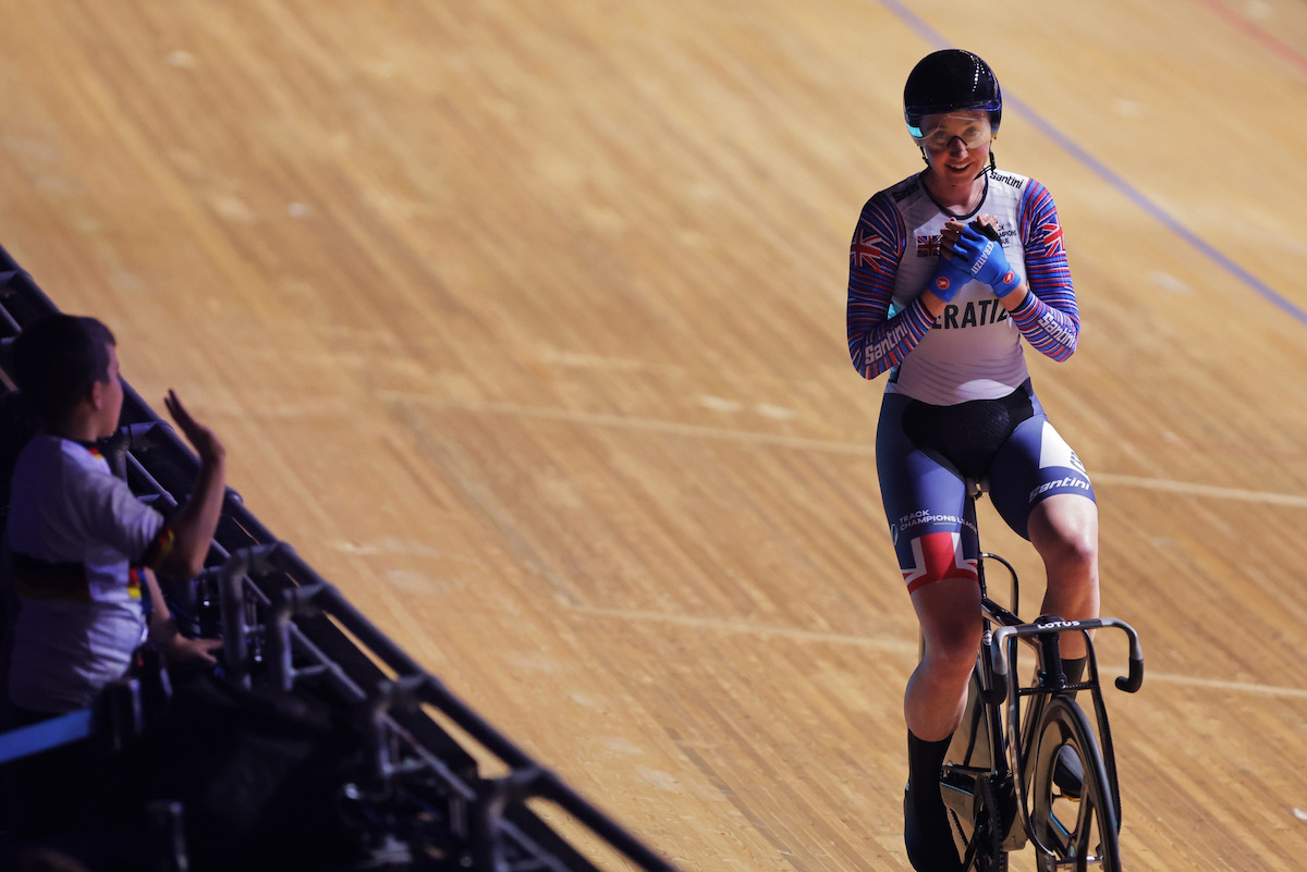 女子スクラッチ:優勝したケイティ・アーチボルド(イギリス)は続く女子エリミネーションでも勝利を挙げた