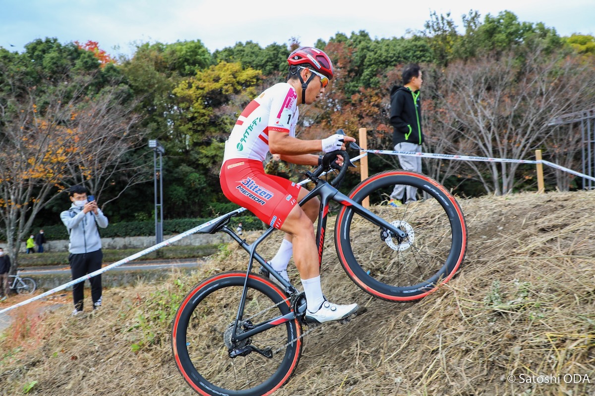 全日本王者小坂光(宇都宮ブリッツェン)は3位