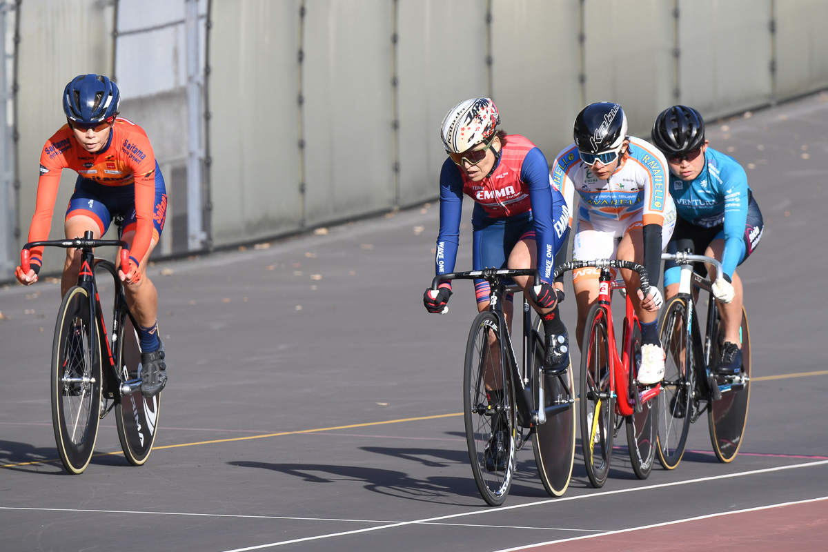 女子スクラッチ　東京パラリンピック金メダリストの杉浦佳子（TEAM EMMA Cycling）が出場