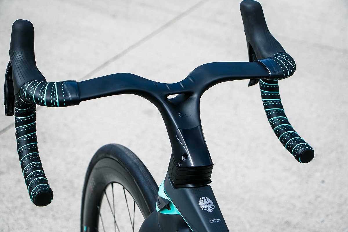 REPARTO CORSEのステム一体型ハンドル | cyclowired