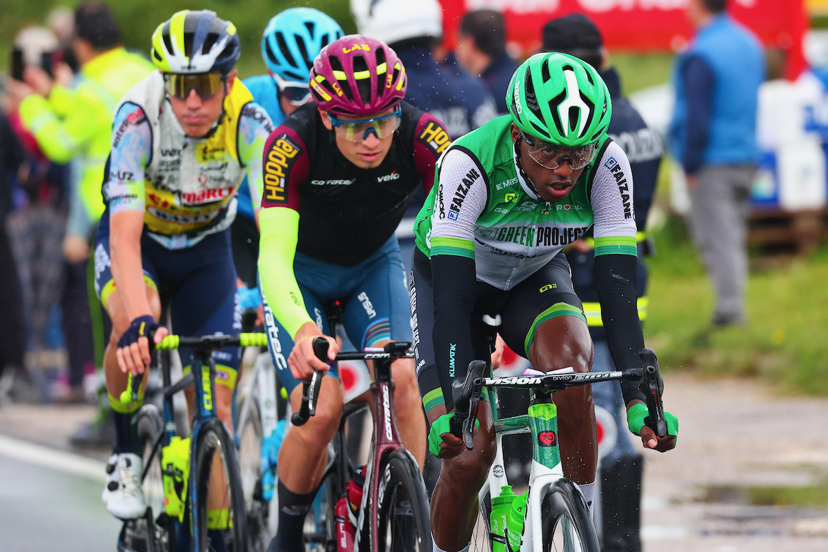 ジロ最初の頂上決戦は逃げ切り決着 エオーロ・コメタのバイスがプロ初 ジロ最初の頂上決戦は逃げ切り決着 エオーロ・コメタのバイスがプロ初