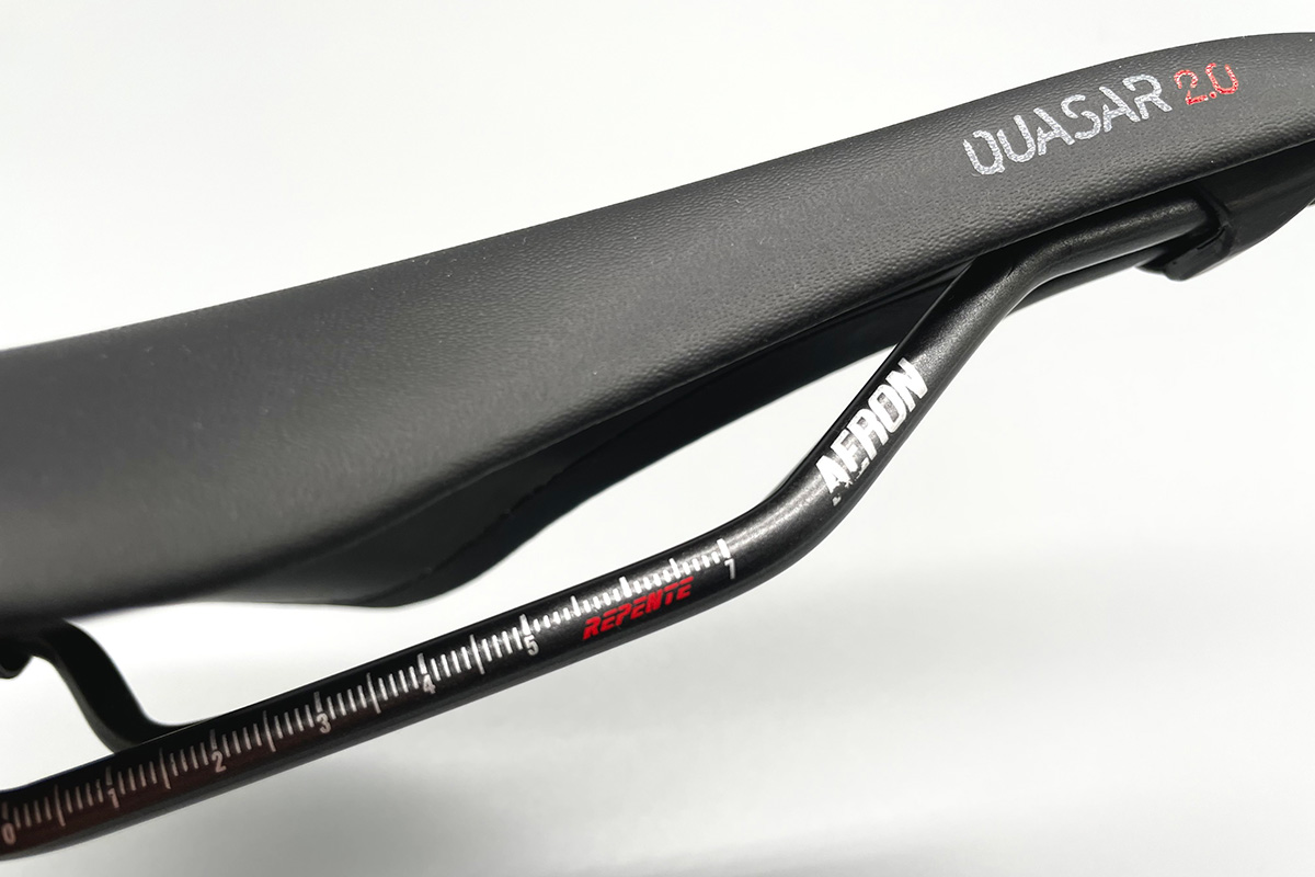 レペンテ Quasar 2.0 Crmy NJS認定を受けた185gのレーシングサドル