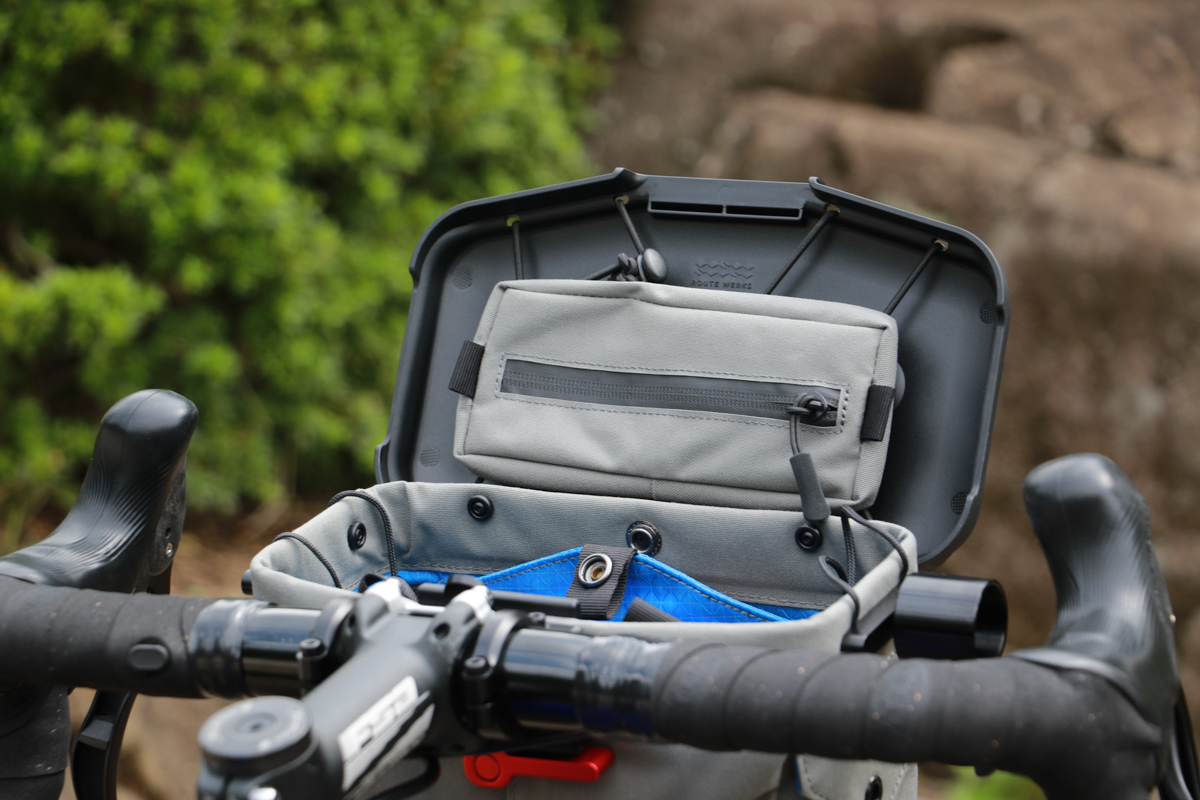 ルートワークス The Handlebar Bag 扱いやすさが際立つボックス形状の