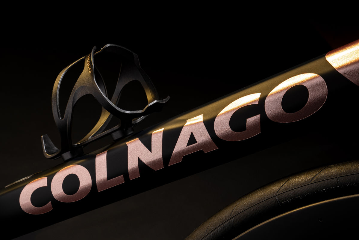 コルナゴ C68 無二のラグジュアリーバイクを引き立てる3種の新カラー - 新製品情報2024 | cyclowired