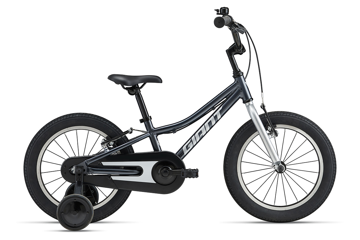 ジャイアントとLivのキッズバイクが出揃う MTBのTalonシリーズに24