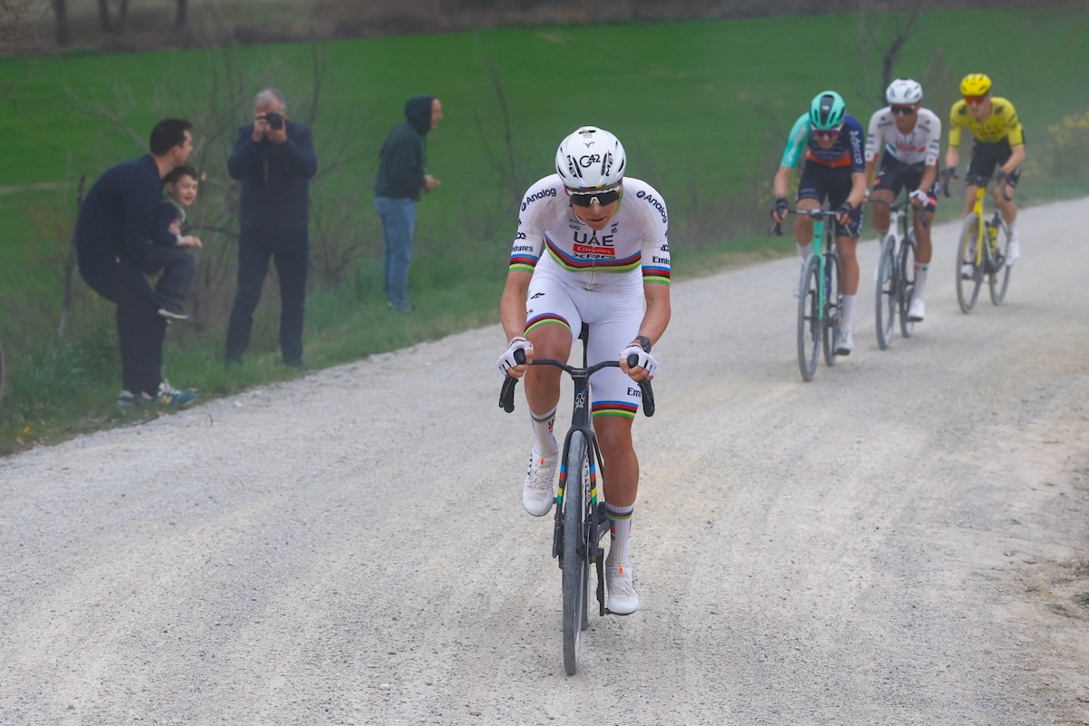 ティム・ケルン 写真集「The Peloton」自転車ロードレース GRで撮るツールドフランス 2024年版 | Arenberg Press