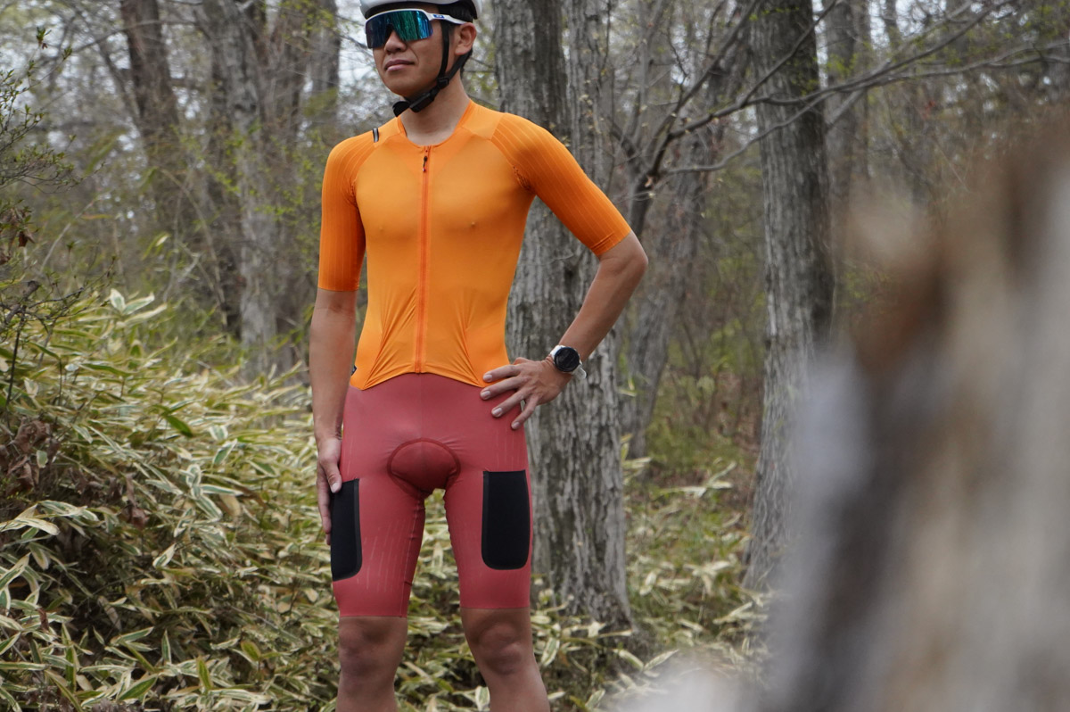 CASTELLI ROSSO CORSA エアロワンピース カステリ　サイズL カステリがロッソコルサをグラベルへ Unlimited Speedsuitなど新ウェア