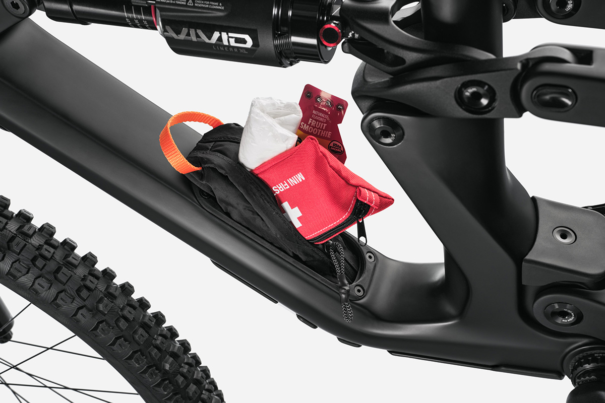 だうんひる キャノンデール Bad Habit ダウンヒルをアグレッシブに楽しむ新型MTB