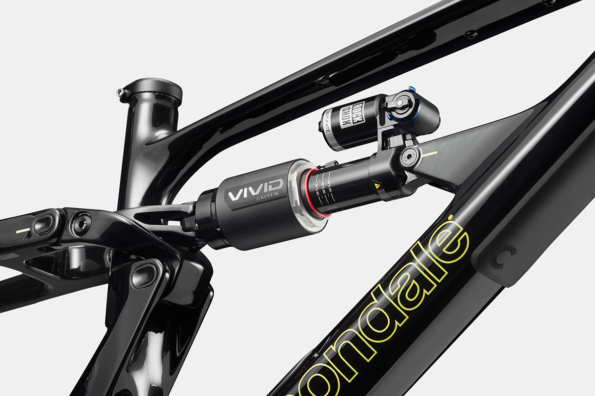 キャノンデール Bad Habit ダウンヒルをアグレッシブに楽しむ新型MTB