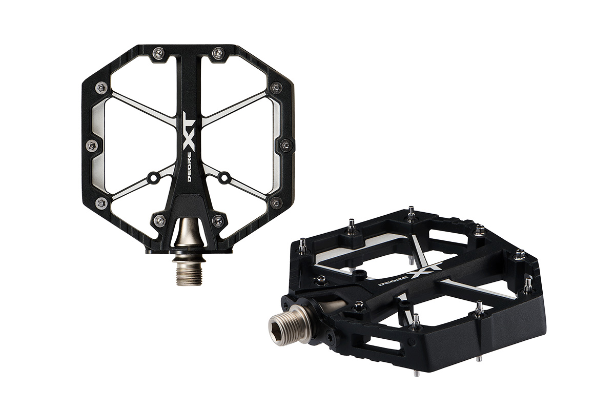 シマノ 新世代ワイドプラットフォームを採用したMTBフラットペダルが