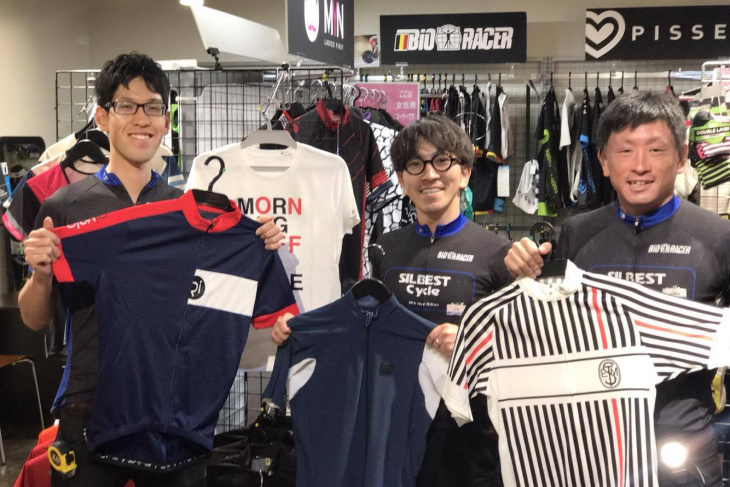 シルベストでこそ出逢えるアパレルも多数 右から山崎徹さん、三枝さん、濱上さん