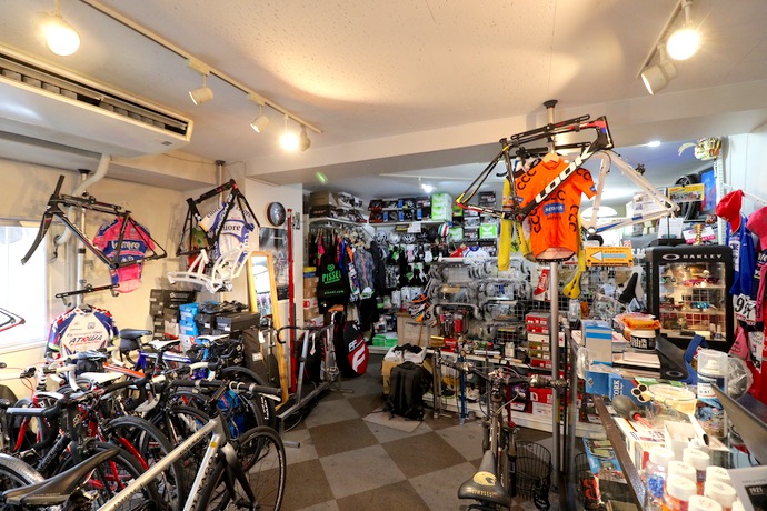 ヨーロッパブランドを中心としたラインナップが揃う店内