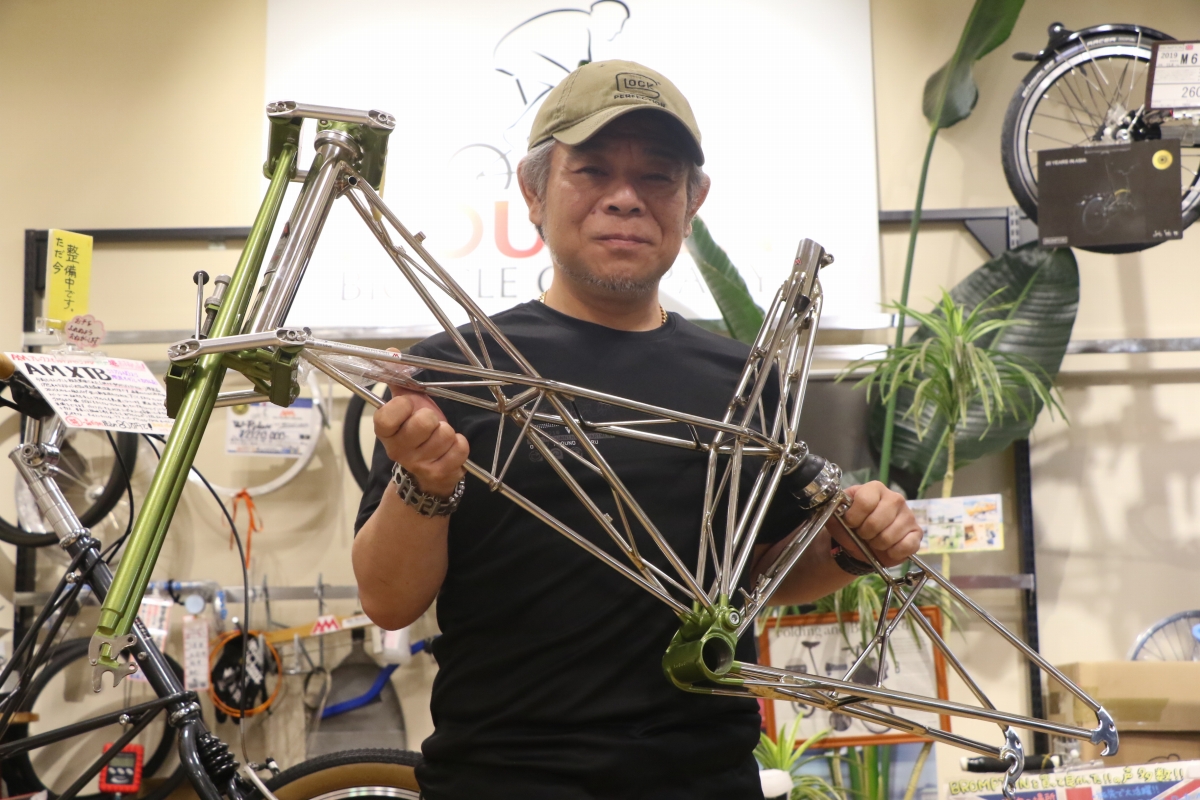 ワイズロードで唯一アレックスモールトンを扱うことのできる堀さん