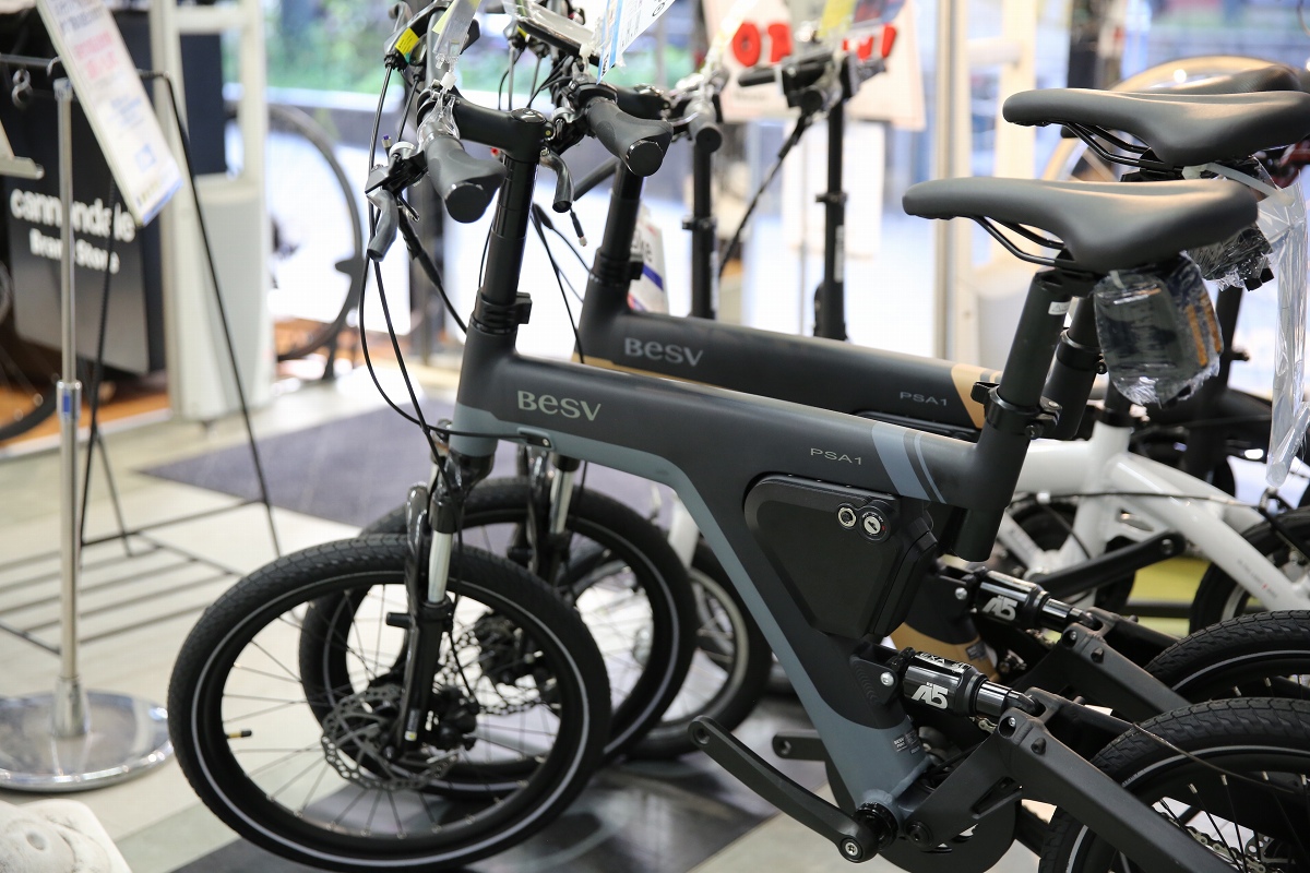 坂の町・渋谷にぴったりなE-BIKE 中でもスタイリッシュなBESVは人気