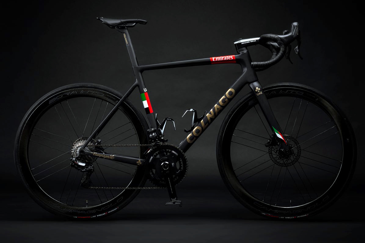 コルナゴ　COLNAGO C64、V3RS購入先着20名限定のサイクルジャージ