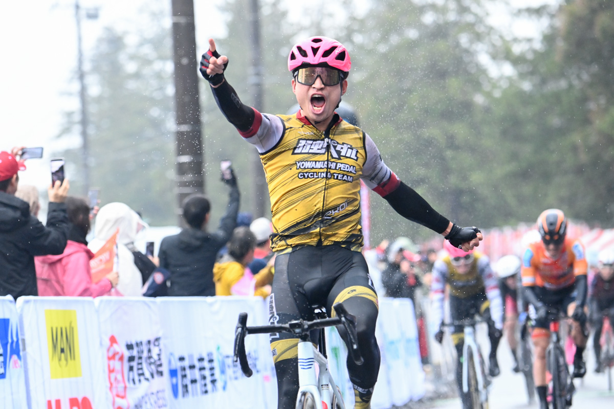 橋本英也がスプリントで圧倒 5年ぶりのJプロツアー勝利を挙げる - J