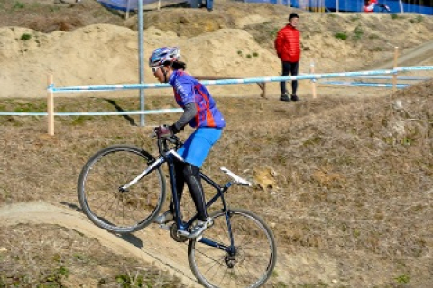 あらゆる自転車ジャンルで一同に対決 みんなが楽しめるダートクリテリム クリフォード 東海地区のユニークなオフロードレース Cyclowired