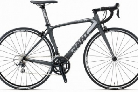 ジャイアント ニューカラーの完成車発売 春から始める自転車生活