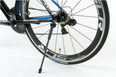 クイックレリーズと一体化したキックスタンド ジャイアント Qr Sport Stand 新製品情報2014 Cyclowired