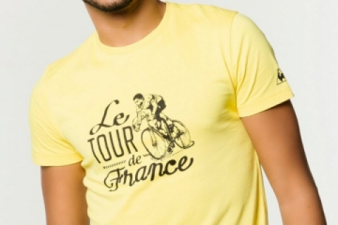 ルコックスポルティフ ツール・ド・フランスコレクションのTシャツ