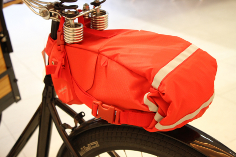 メッセンジャーバッグブランド「TIMBUK2」のバイクパッキング