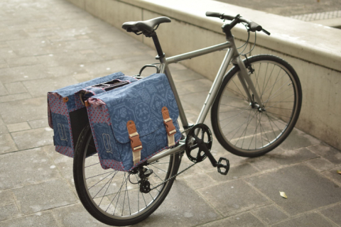 Amazon | ライトウェイ(RITEWAY) 自転車キャリア パニアバッグ対応オフセットリアキャリア  24インチ/26インチ/27.5インチ/700C対応 ブラックパウダーコーティング 20150 | ライトウェイ(RITEWAY) | 荷台