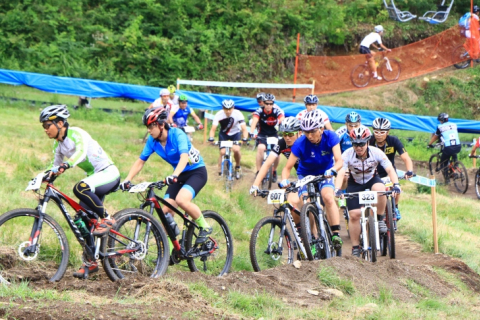 全日本モトクロス選手権のコースを走る耐久レース 川越サイクルオフロードエンデューロシリーズ開催 初戦は11月24日 イベント情報 申し込みは11月18日まで Cyclowired