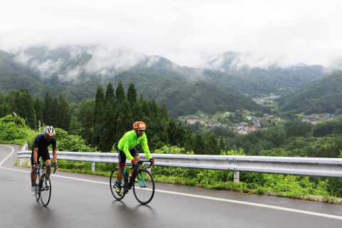北アルプス山麓グランフォンド自転車が邪魔