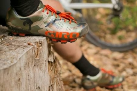 ジロ Empire Mtb Limited Edition カモフラ ジュを纏うエンパイアmtbシューズ 限定製品情報 Cyclowired