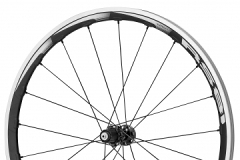 シマノ Rs81シリーズのチューブレスモデルと11速対応エントリーモデル登場 シマノ14 15新製品情報 Cyclowired