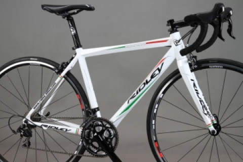 RIDLEY ロードバイク FENIX AL ベルギーチャンピョンカラー リドレー 