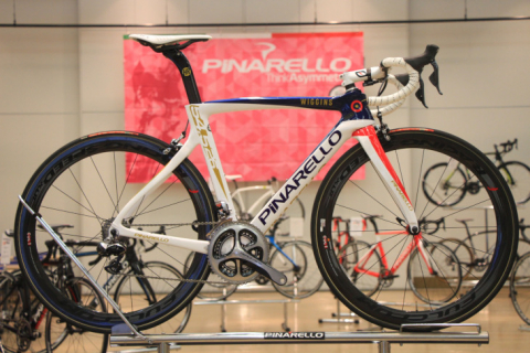 ピナレロ DOGMA F8 #MYHOUR HR ウィギンズの新アワーレコード樹立記念
