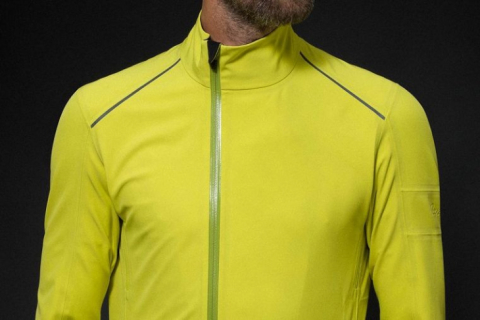 Rapha Classic Winter Jacket 完全防風防水、保温性、しなやかな着心地 