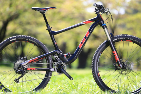 Gt Hellion Crb Al Expert 幅広いシーンに使える 快適な乗り味のフルサスmtb 17モデルインプレッション Cyclowired