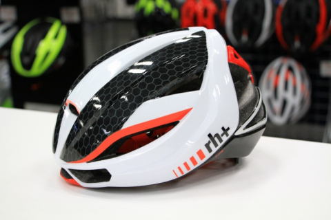 Rh Lambo ワンティがツールで使用した近未来デザインのエアロヘルメット 新製品情報18 Cyclowired