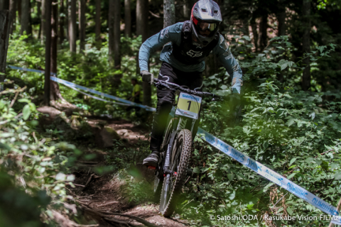 Mtb全日本選手権開幕 ダウンヒルは井本はじめと吉川千賀子が2連覇 全日本選手権mtb2018 Cyclowired