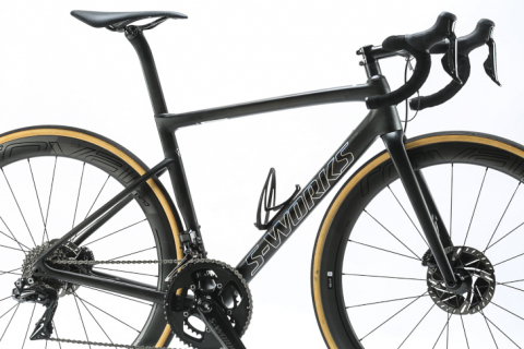 スペシャライズド S Works Tarmac Disc 世界最高峰オールラウンドレーサーのディスクモデル 19モデルインプレッション Cyclowired