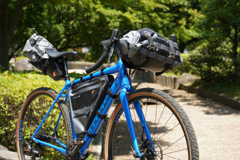 固定力 安定性 利便性をアップデートしたバイクパッキングギア ブラックバーン Outpost Elite 新製品情報19 Cyclowired