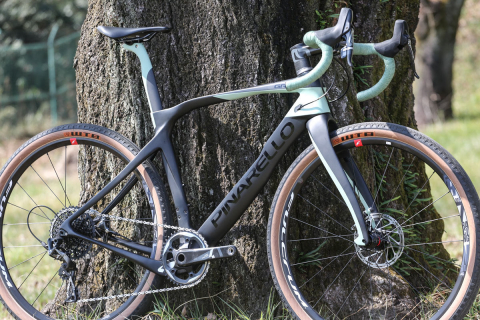 ピナレロ Grevil グラベルを最速で駆け抜けるファストレーシングバイク 19モデルインプレッション Cyclowired