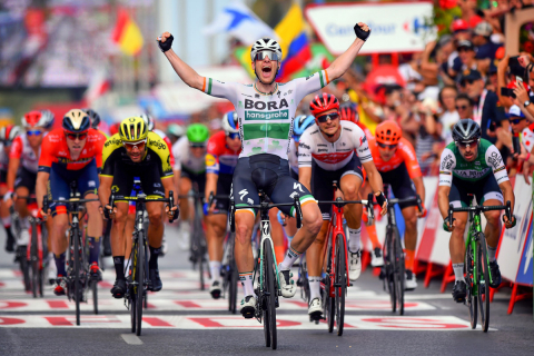 ブエルタ最初の大集団スプリントでアイルランド王者ベネットが快勝 ブエルタ ア エスパーニャ19第3ステージ Cyclowired ブエルタ最初の大集団スプリントでアイルランド王者ベネットが快勝 ブエルタ ア エスパーニャ19第3ステージ Cyclowired